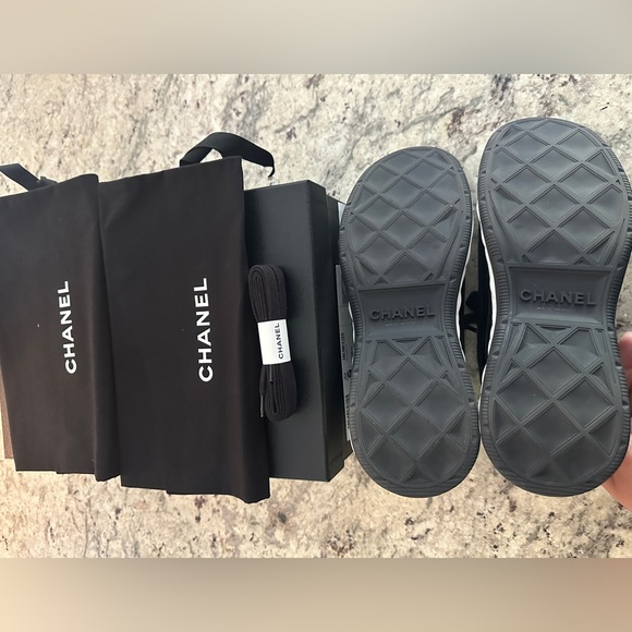 CHANEL 2022 - Picture 4 of 7